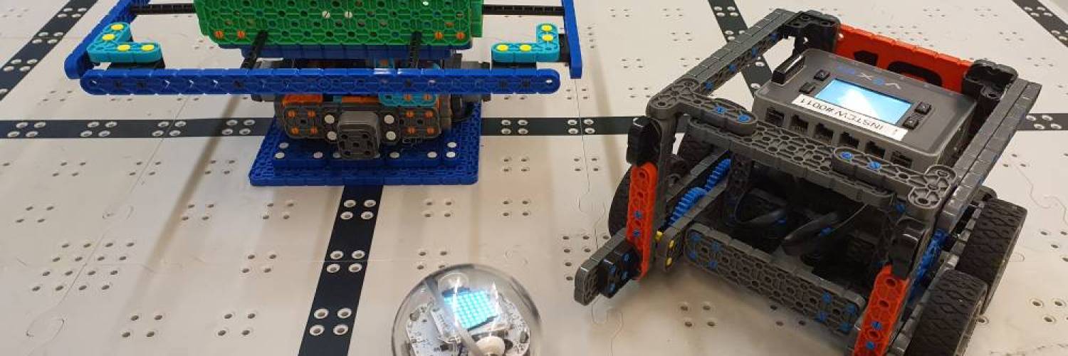 Robot Red Rover - Tamworth Library