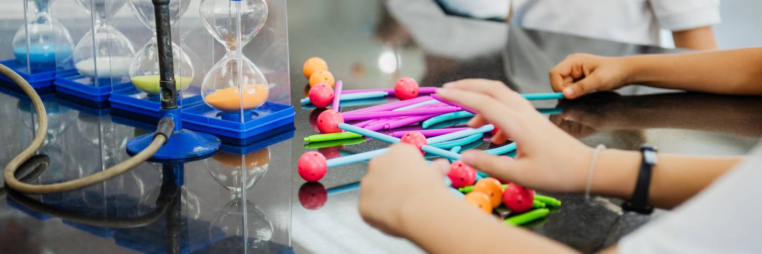 Drop in STEAM- School Holiday Event